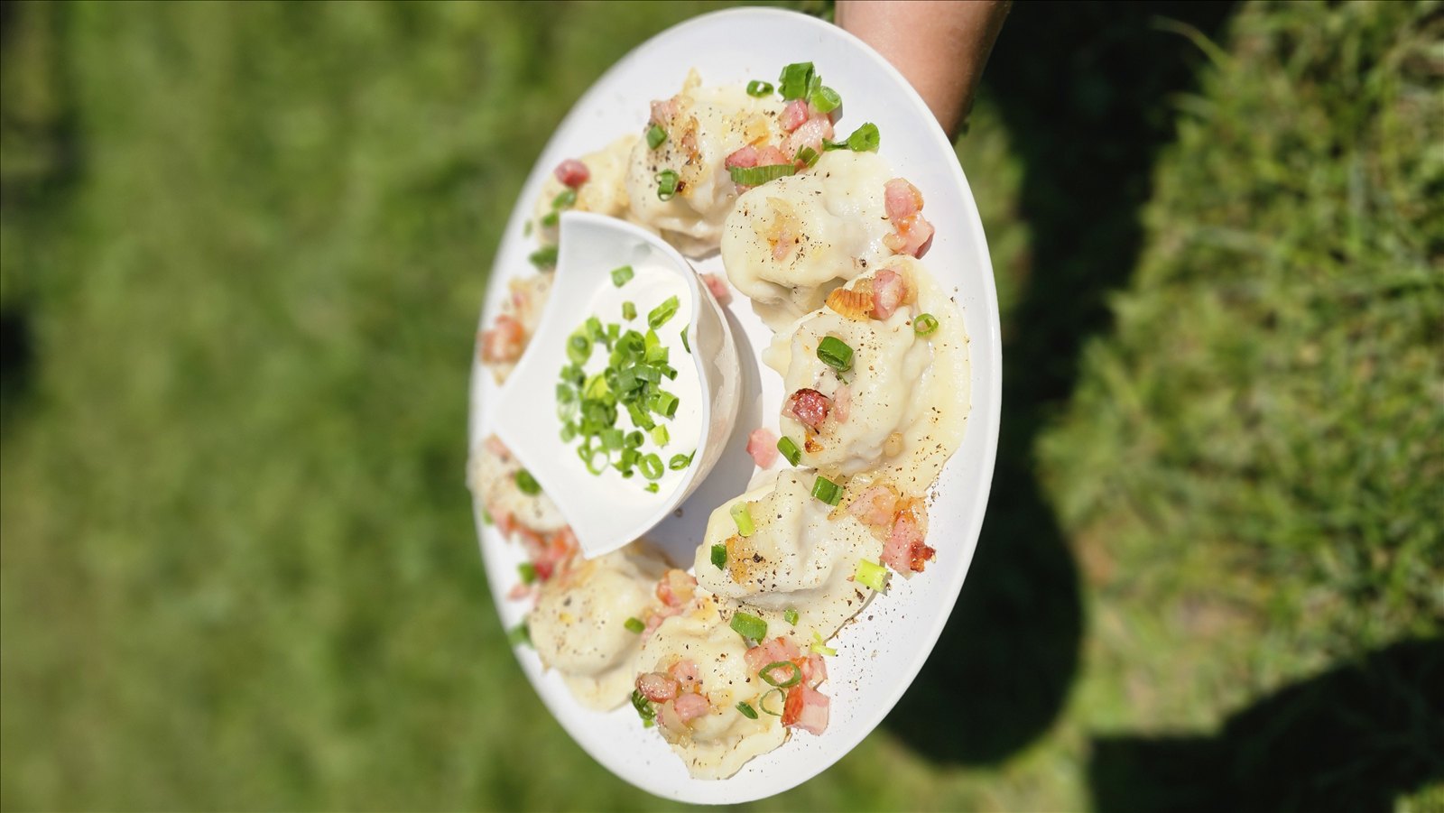 Pierogi podawane w tawernie Dziki Harsz